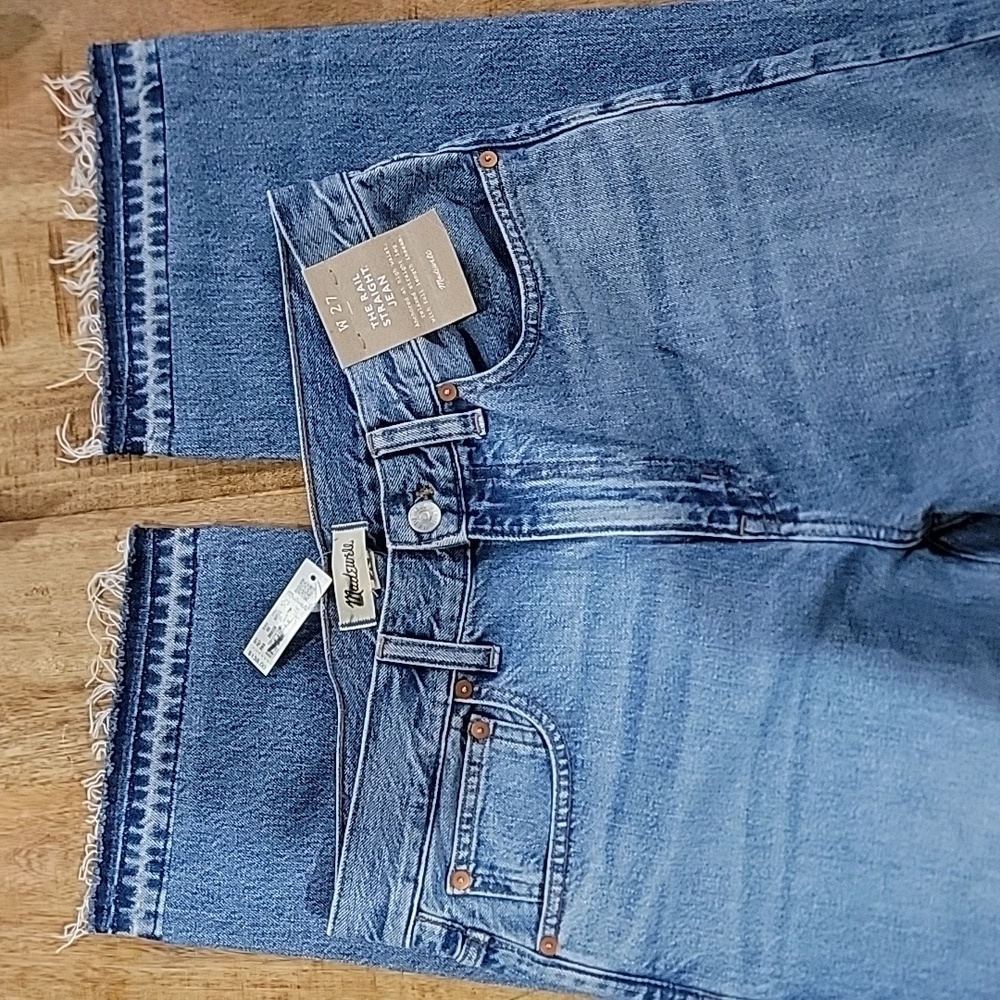 Madewell NWT the Rail Straight Jean size 27